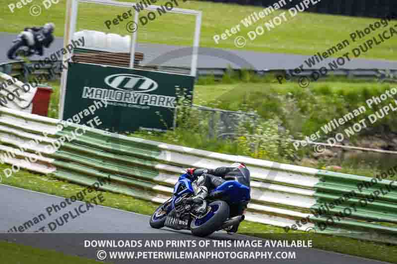 enduro digital images;event digital images;eventdigitalimages;mallory park;mallory park photographs;mallory park trackday;mallory park trackday photographs;no limits trackdays;peter wileman photography;racing digital images;trackday digital images;trackday photos